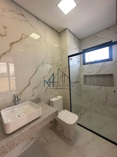 Sobrado com 4 quartos à venda, 375m2 em Jardins Nápoles, Senador Canedo - GO - imagem 3 Foto 3 de Sobrado com 4 quartos à venda, 375m2 em Jardins Nápoles, Senador Canedo - GO