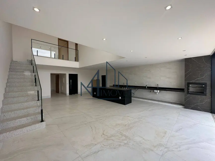 Sobrado com 4 quartos à venda, 375m2 em Jardins Nápoles, Senador Canedo - GO - imagem 5 Foto 5 de Sobrado com 4 quartos à venda, 375m2 em Jardins Nápoles, Senador Canedo - GO