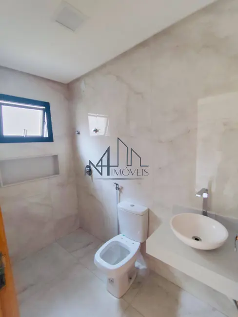 Casa com 4 quartos à venda, 360m2 em Jardins Nápoles, Senador Canedo - GO - imagem 8 Foto 8 de Casa com 4 quartos à venda, 360m2 em Jardins Nápoles, Senador Canedo - GO