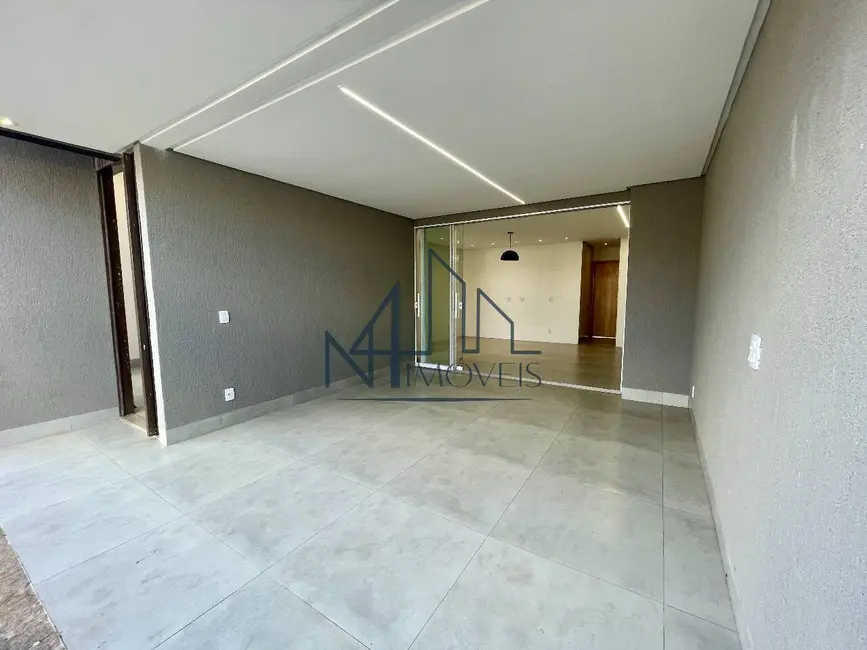 Foto 2 de Casa com 3 quartos à venda, 228m2 em Chácaras São Pedro, Aparecida De Goiania - GO