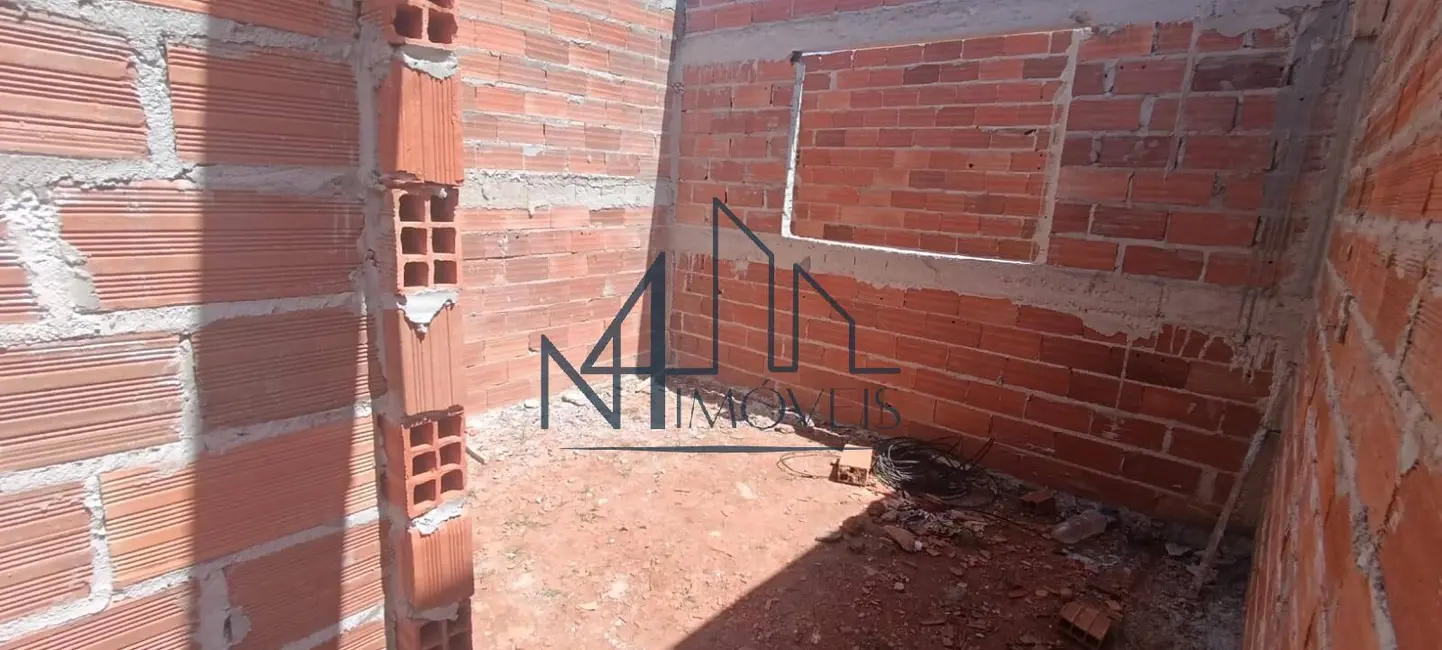 Casa com 3 quartos à venda, 237m2 em Jardim Ipiranga - Continuação, Aparecida De Goiania - GO - imagem 8 Foto 8 de Casa com 3 quartos à venda, 237m2 em Jardim Ipiranga - Continuação, Aparecida De Goiania - GO