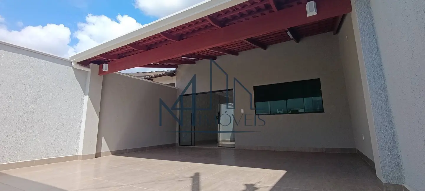 Foto 1 de Casa com 3 quartos à venda, 180m2 em Papillon Park - Complemento, Aparecida De Goiania - GO