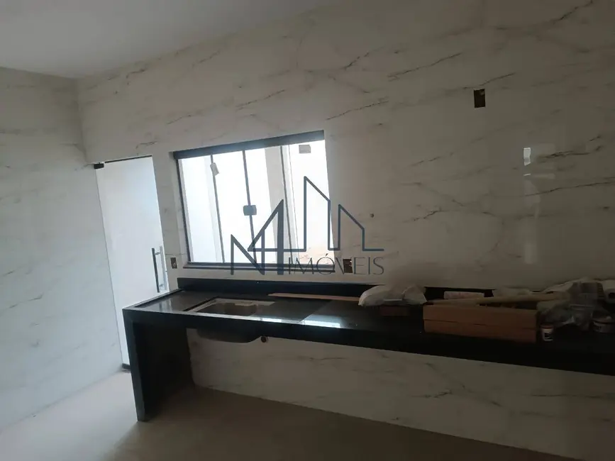 Foto 2 de Casa com 2 quartos à venda, 188m2 em Jardim Veneza, Aparecida De Goiania - GO