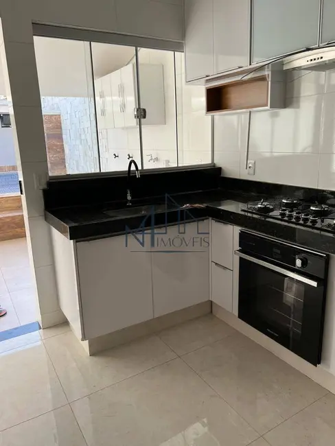 Foto 5 de Casa com 3 quartos à venda, 220m2 em Parque Primavera, Aparecida De Goiania - GO