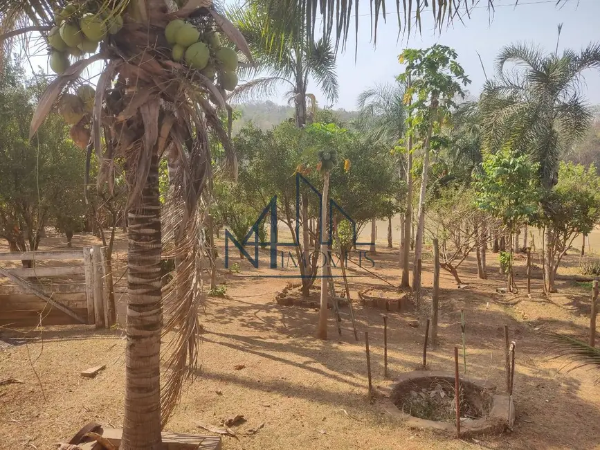 Foto 9 de Chácara à venda em Hidrolandia - GO