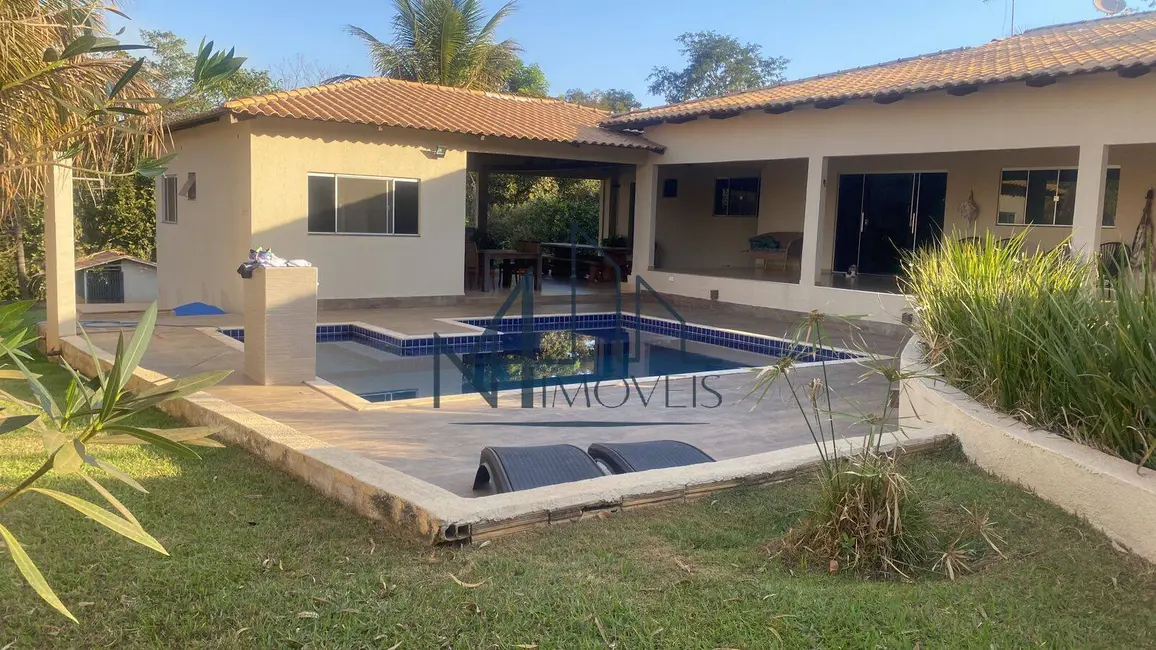 Foto 4 de Chácara com 4 quartos à venda, 1689m2 em Hidrolandia - GO