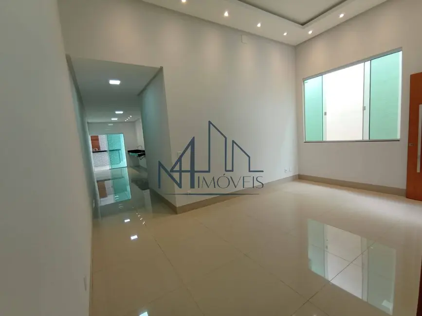 Foto 2 de Casa com 3 quartos à venda, 217m2 em Aparecida De Goiania - GO
