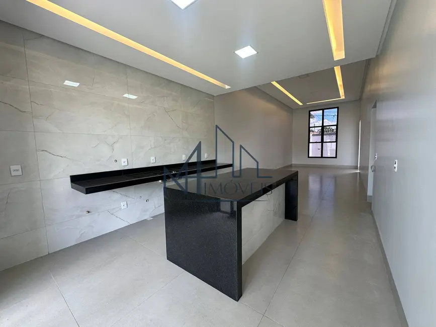 Foto 7 de Casa com 3 quartos à venda, 360m2 em Jardim Cristalino, Aparecida De Goiania - GO