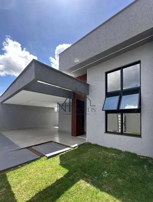 Foto 3 de Casa com 3 quartos à venda, 360m2 em Jardim Cristalino, Aparecida De Goiania - GO