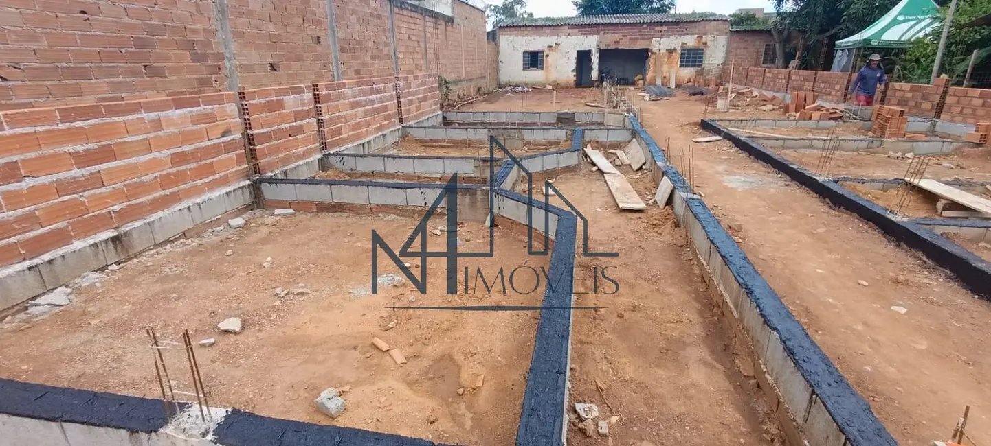 Foto 1 de Casa com 3 quartos à venda, 270m2 em Independência, Aparecida De Goiania - GO