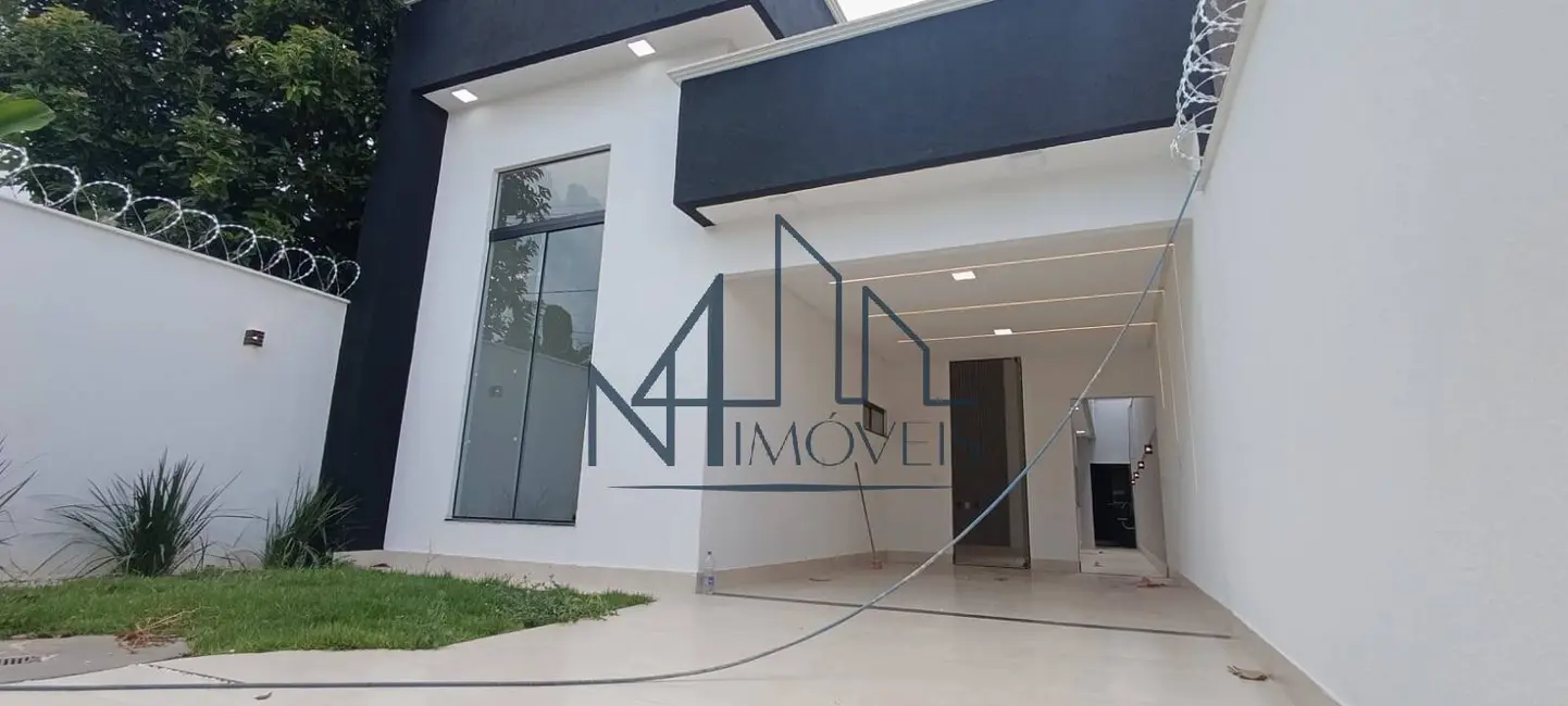 Casa com 3 quartos à venda, 238m2 em Vila Oliveira, Aparecida De Goiania - GO - imagem 2 Foto 2 de Casa com 3 quartos à venda, 238m2 em Vila Oliveira, Aparecida De Goiania - GO