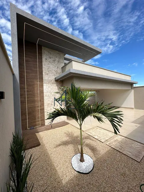 Foto 2 de Casa com 3 quartos à venda, 360m2 em Setor Cristina II Expansão, Trindade - GO
