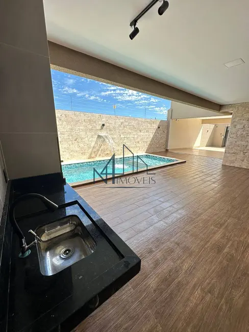 Foto 8 de Casa com 3 quartos à venda, 360m2 em Setor Cristina II Expansão, Trindade - GO