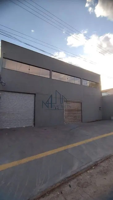 Foto 2 de Armazém / Galpão à venda, 252m2 em Vila Brasília, Aparecida De Goiania - GO