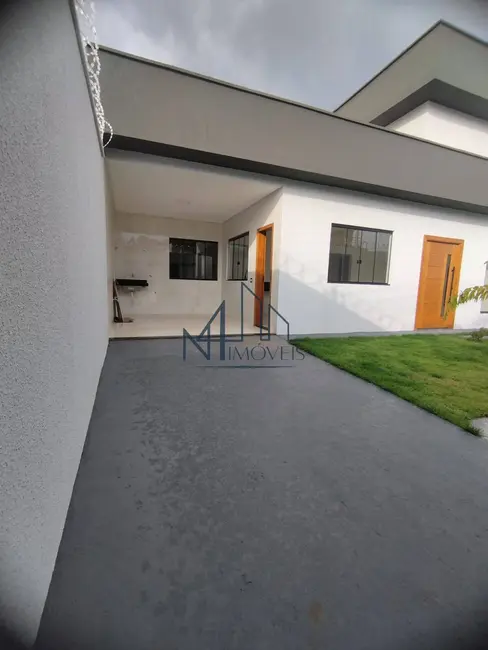 Foto 2 de Casa com 3 quartos à venda, 174m2 em Setor Orientville, Goiania - GO