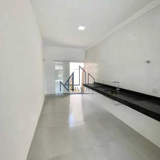 Casa com 3 quartos à venda, 190m2 em Residencial Jardim Canedo, Senador Canedo - GO - imagem 5 Foto 5 de Casa com 3 quartos à venda, 190m2 em Residencial Jardim Canedo, Senador Canedo - GO