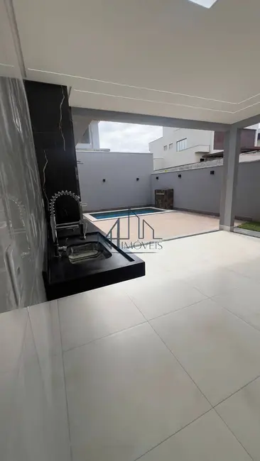 Casa com 3 quartos à venda, 360m2 em Residencial Condomínio Jardim Veneza, Senador Canedo - GO - imagem 7 Foto 7 de Casa com 3 quartos à venda, 360m2 em Residencial Condomínio Jardim Veneza, Senador Canedo - GO