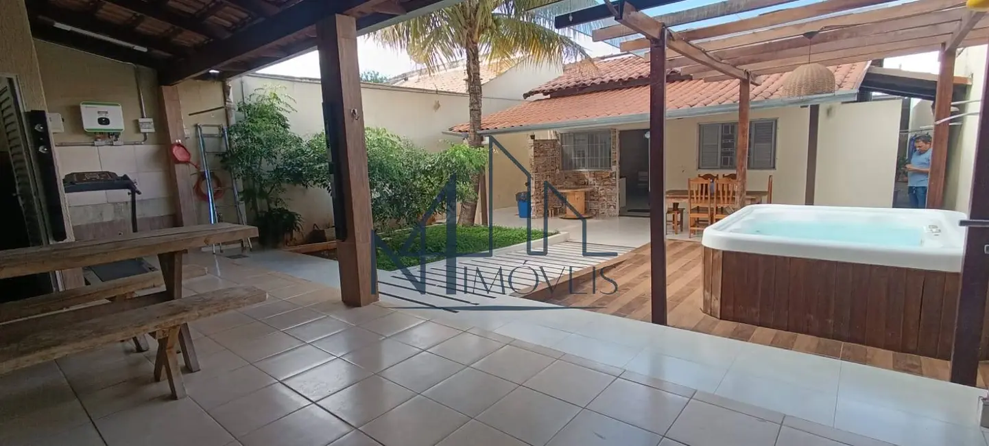 Foto 1 de Casa com 3 quartos à venda, 348m2 em Cardoso Continuação, Aparecida De Goiania - GO