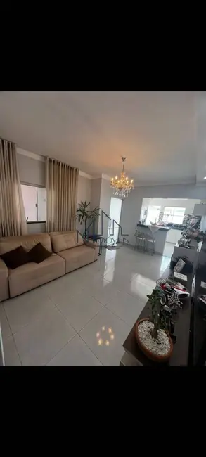 Foto 1 de Casa com 2 quartos à venda, 180m2 em Vila Maria, Aparecida De Goiania - GO