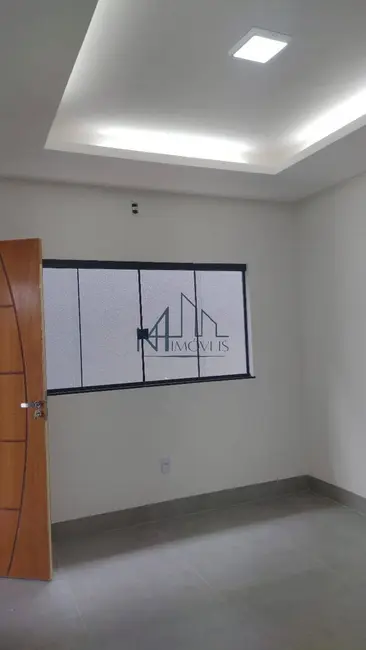 Casa com 3 quartos à venda, 180m2 em Setor Garavelo, Aparecida De Goiania - GO - imagem 7 Foto 7 de Casa com 3 quartos à venda, 180m2 em Setor Garavelo, Aparecida De Goiania - GO