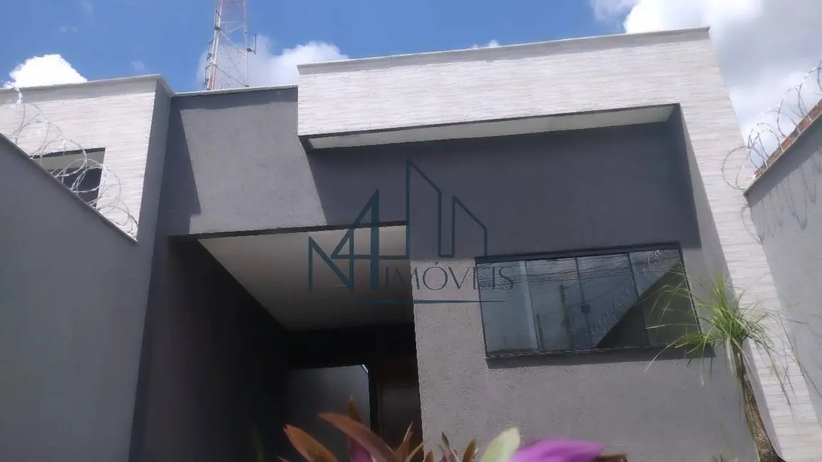 Casa com 3 quartos à venda, 180m2 em Setor Garavelo, Aparecida De Goiania - GO - imagem 6 Foto 6 de Casa com 3 quartos à venda, 180m2 em Setor Garavelo, Aparecida De Goiania - GO