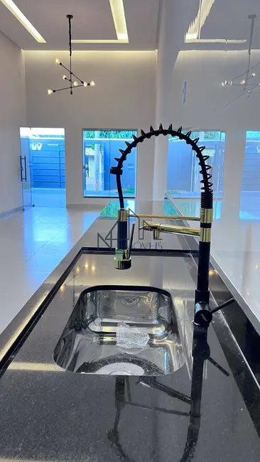 Foto 9 de Casa com 3 quartos à venda, 225m2 em Setor Santos Dumont, Goiania - GO