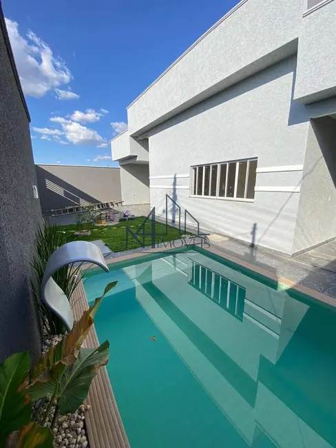 Foto 1 de Casa com 3 quartos à venda, 211m2 em Jardim Buriti Sereno, Aparecida De Goiania - GO