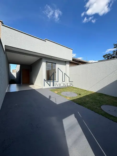 Foto 1 de Casa com 3 quartos à venda, 180m2 em Parque Ibirapuera, Aparecida De Goiania - GO