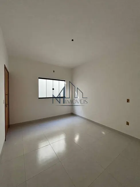 Foto 4 de Casa com 3 quartos à venda, 180m2 em Parque Ibirapuera, Aparecida De Goiania - GO