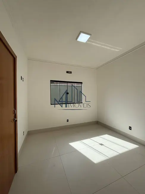 Foto 9 de Sobrado com 3 quartos à venda, 186m2 em Residencial Village Garavelo, Aparecida De Goiania - GO
