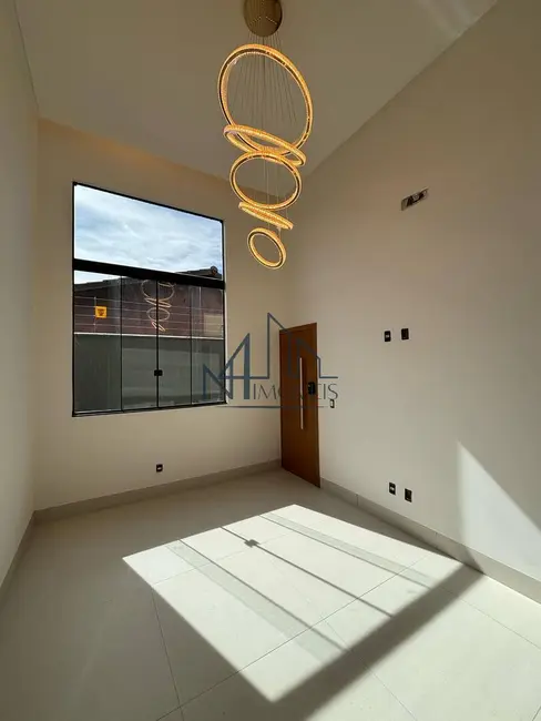 Foto 6 de Sobrado com 3 quartos à venda, 186m2 em Residencial Village Garavelo, Aparecida De Goiania - GO