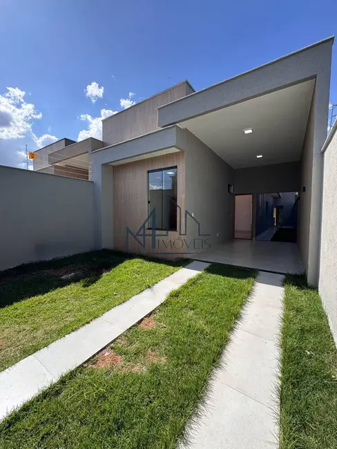 Foto 1 de Sobrado com 3 quartos à venda, 186m2 em Residencial Village Garavelo, Aparecida De Goiania - GO