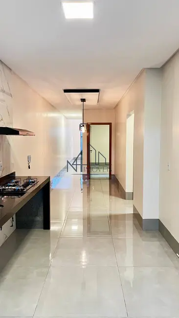 Casa com 3 quartos à venda, 220m2 em Vila Oliveira, Aparecida De Goiania - GO - imagem 7 Foto 7 de Casa com 3 quartos à venda, 220m2 em Vila Oliveira, Aparecida De Goiania - GO