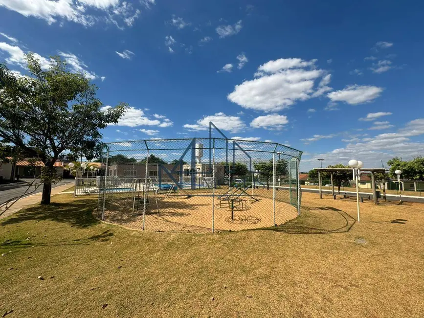 Casa de Condomínio com 4 quartos à venda, 220m2 em Condomínio Amin Camargo, Goiania - GO - imagem 5 Foto 5 de Casa de Condomínio com 4 quartos à venda, 220m2 em Condomínio Amin Camargo, Goiania - GO