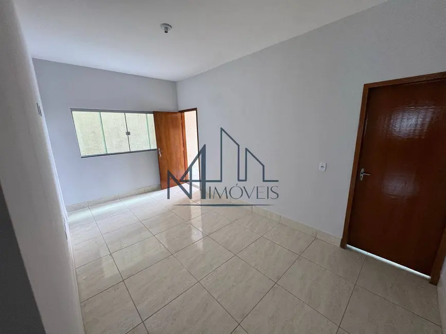 Foto 2 de Casa com 3 quartos à venda, 195m2 em Jardim Veneza, Aparecida De Goiania - GO
