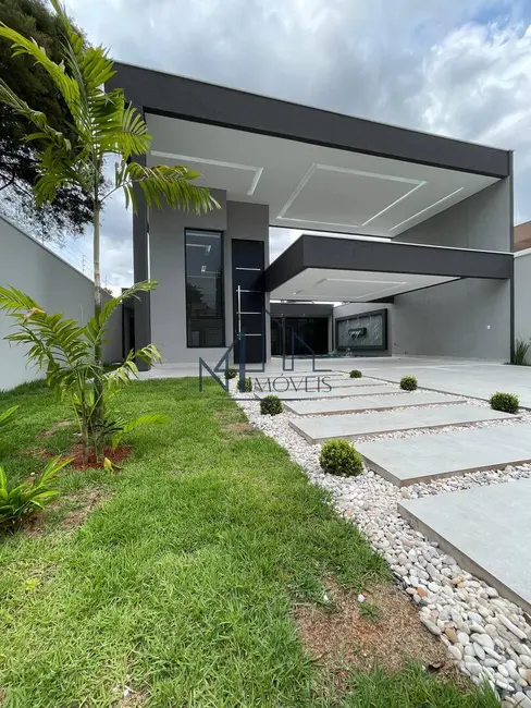 Casa com 3 quartos à venda, 445m2 em Setor Bueno, Goiania - GO - imagem 4 Foto 4 de Casa com 3 quartos à venda, 445m2 em Setor Bueno, Goiania - GO