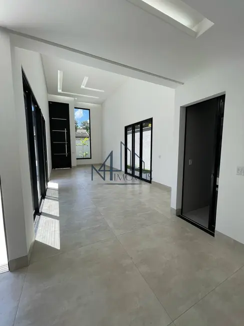 Casa com 3 quartos à venda, 445m2 em Setor Bueno, Goiania - GO - imagem 8 Foto 8 de Casa com 3 quartos à venda, 445m2 em Setor Bueno, Goiania - GO