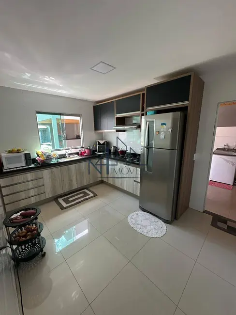 Casa com 3 quartos à venda, 360m2 em Hidrolandia - GO - imagem 5 Foto 5 de Casa com 3 quartos à venda, 360m2 em Hidrolandia - GO