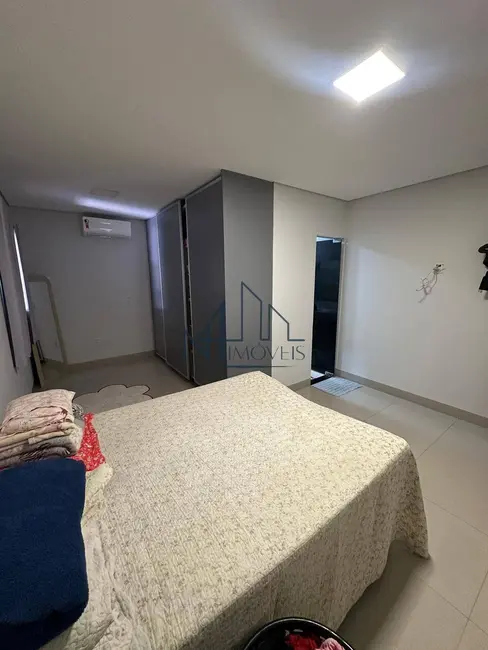 Casa com 3 quartos à venda, 360m2 em Hidrolandia - GO - imagem 8 Foto 8 de Casa com 3 quartos à venda, 360m2 em Hidrolandia - GO