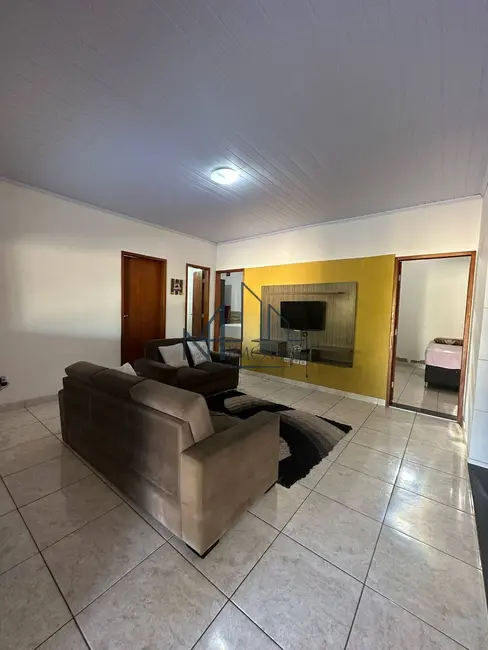 Foto 6 de Casa com 3 quartos à venda, 360m2 em Residencial Cândido Queiroz, Aparecida De Goiania - GO