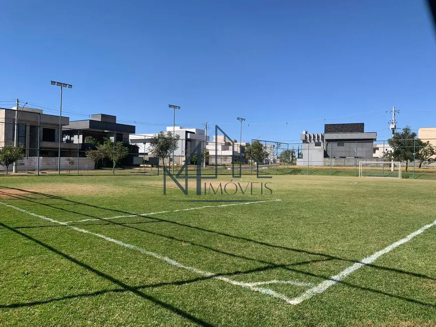 Foto 4 de Terreno / Lote à venda, 324m2 em Jardim Cristal, Aparecida De Goiania - GO