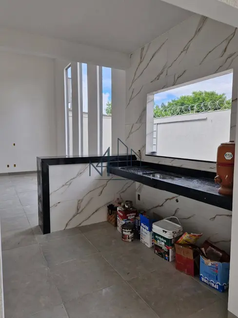 Casa com 3 quartos à venda, 225m2 em Parque das Nações, Aparecida De Goiania - GO - imagem 7 Foto 7 de Casa com 3 quartos à venda, 225m2 em Parque das Nações, Aparecida De Goiania - GO