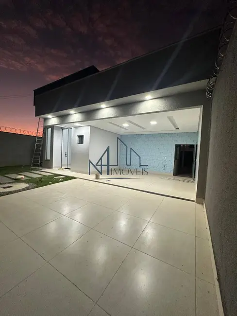 Casa com 3 quartos à venda, 407m2 em Vila Oliveira, Aparecida De Goiania - GO - imagem 2 Foto 2 de Casa com 3 quartos à venda, 407m2 em Vila Oliveira, Aparecida De Goiania - GO