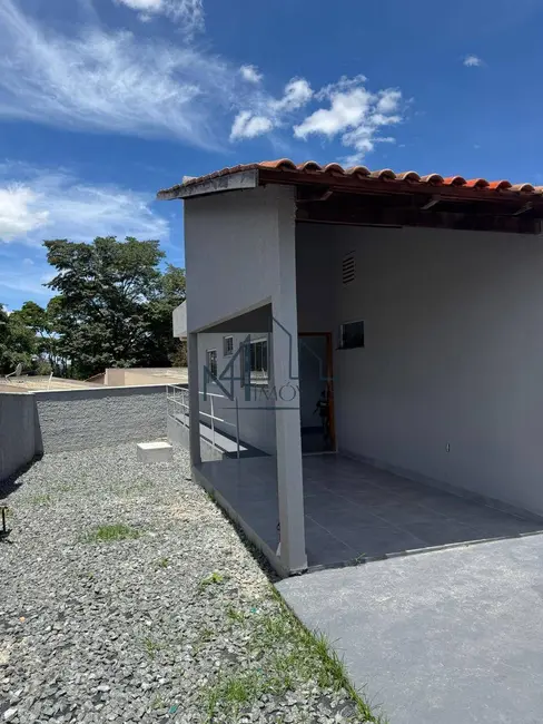Casa com 2 quartos à venda, 200m2 em Jardim Miramar, Aparecida De Goiania - GO - imagem 3 Foto 3 de Casa com 2 quartos à venda, 200m2 em Jardim Miramar, Aparecida De Goiania - GO