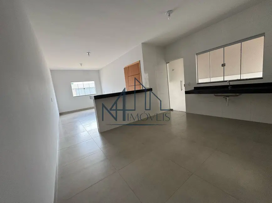 Casa com 2 quartos à venda, 180m2 em Hidrolandia - GO - imagem 3 Foto 3 de Casa com 2 quartos à venda, 180m2 em Hidrolandia - GO