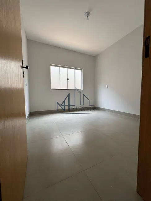 Casa com 2 quartos à venda, 180m2 em Hidrolandia - GO - imagem 8 Foto 8 de Casa com 2 quartos à venda, 180m2 em Hidrolandia - GO