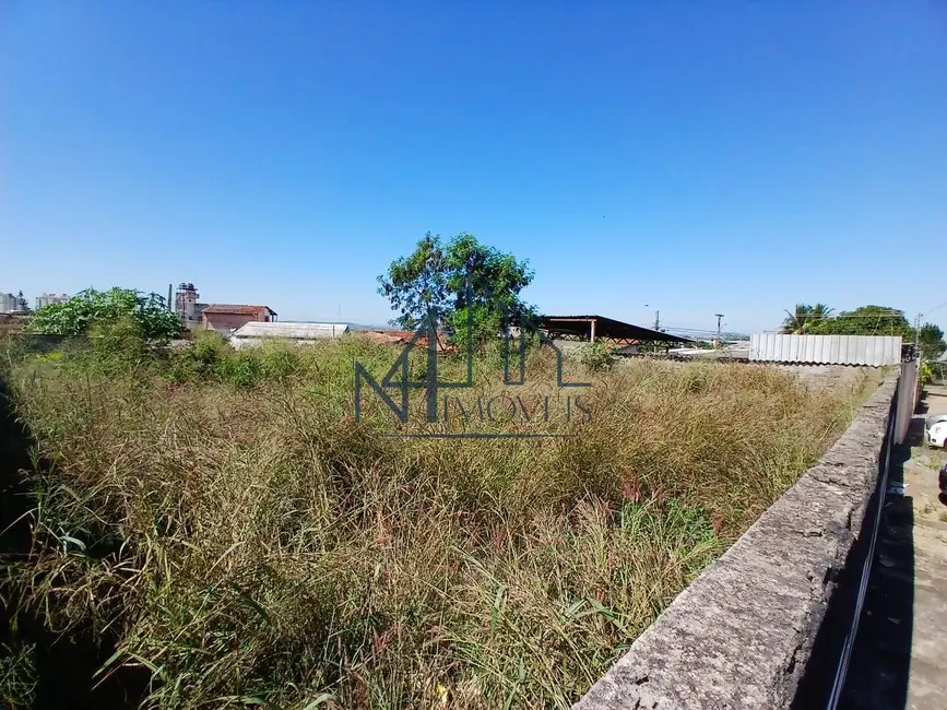 Foto 3 de Terreno / Lote à venda, 403m2 em Vila Brasília, Aparecida De Goiania - GO