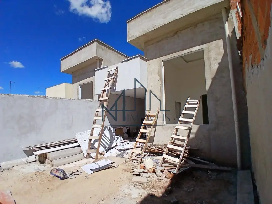 Foto 1 de Casa com 3 quartos à venda, 180m2 em Setor Tocantins, Aparecida De Goiania - GO