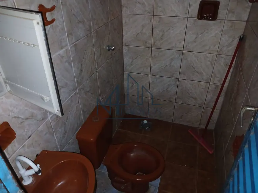 Casa com 2 quartos à venda, 380m2 em Jardim das Cascatas, Aparecida De Goiania - GO - imagem 8 Foto 8 de Casa com 2 quartos à venda, 380m2 em Jardim das Cascatas, Aparecida De Goiania - GO