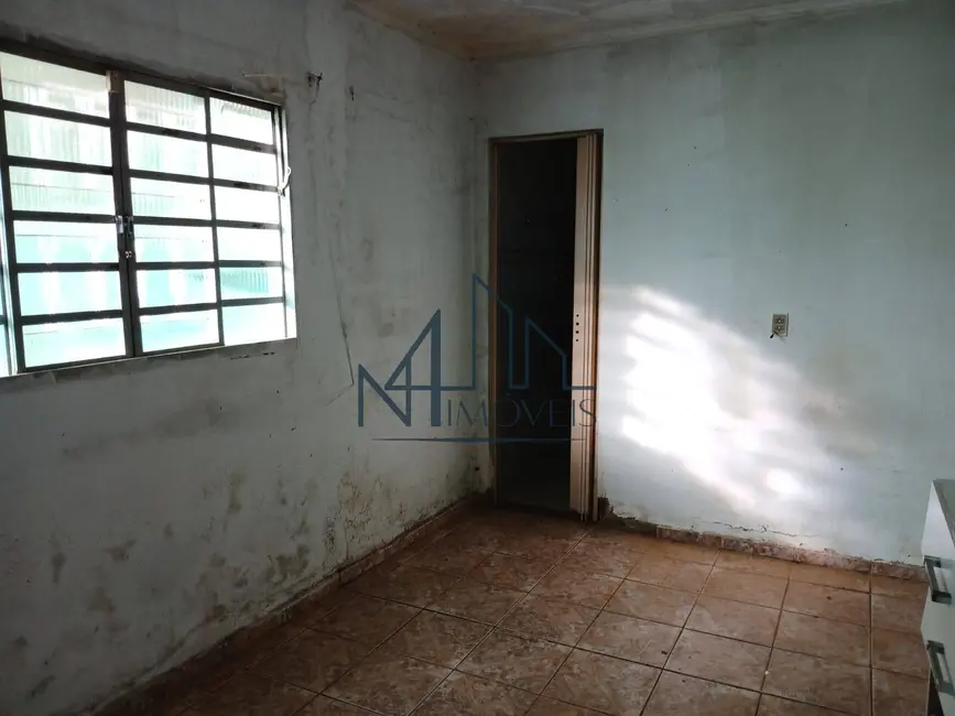 Casa com 2 quartos à venda, 380m2 em Jardim das Cascatas, Aparecida De Goiania - GO - imagem 9 Foto 9 de Casa com 2 quartos à venda, 380m2 em Jardim das Cascatas, Aparecida De Goiania - GO